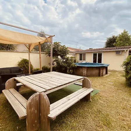 Spacious 100m House In Holiday home *