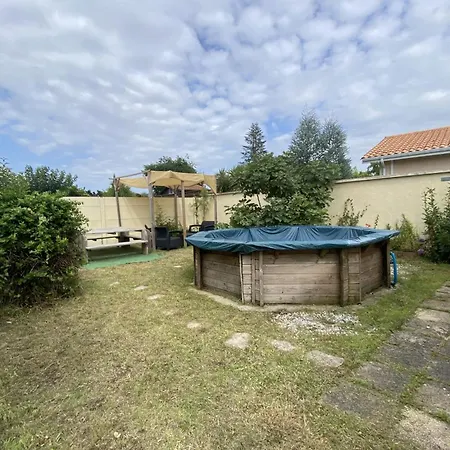 Spacious 100m House In