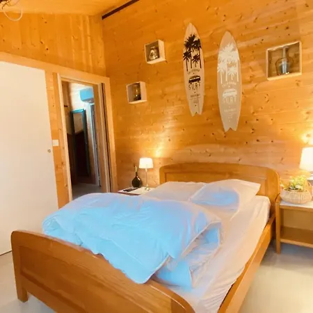 Spacious 100m House In Vakantiehuis *