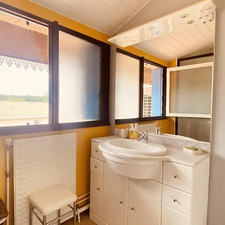 Vakantiehuis Spacious 100m House In La Teste-de-Buch